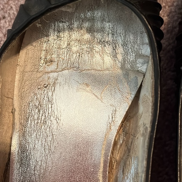 Pair of Mossimo slip on shoes barely worn size 8.5 - Picture 4 of 4